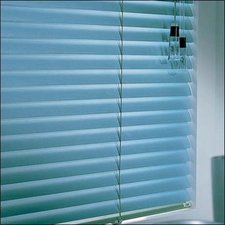 Venetian blinds made to measure